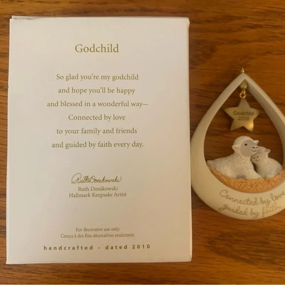 SOLD 🎄3/15🎄Hallmark Keepsake Ornament “Godchild” 2010 - Picture 3 of 3